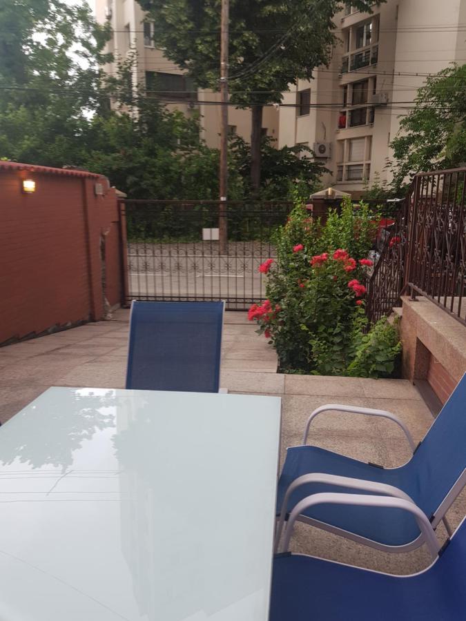 Cazare Arena Nationala Bukarest Exteriör bild